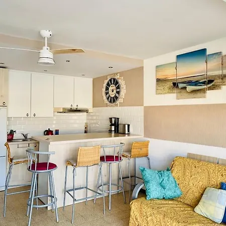 Grand Proche Du Port Apartment *